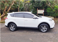2018年TOYOTA RAV4💯 一手女用優質美車👍歲末寒冬迎春大放送~凡購車現折3萬~ 強力過件 協助辦理銀行貸款 LINE: goo5168 洽 0912-423-585 宋小姐  第9張縮圖