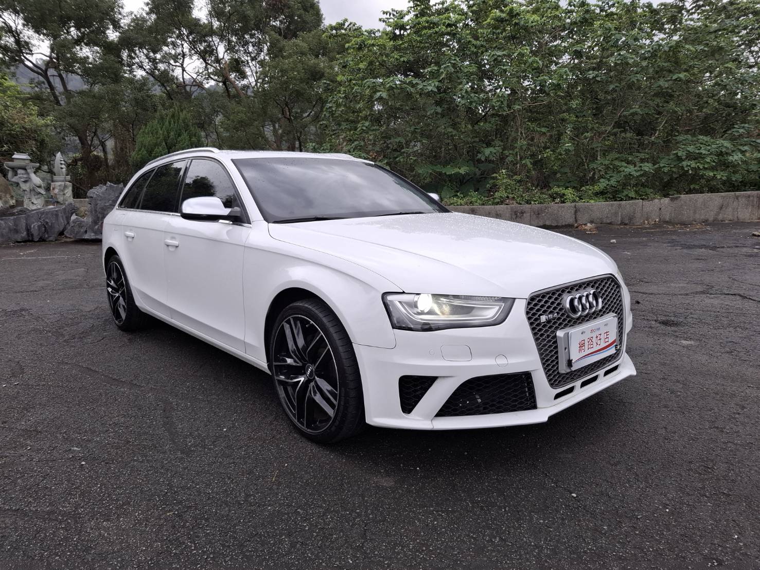2013年奧迪A4 Avant 1.8 TFSI  手自排CVT8速 前輪驅動貸款專辦 強力過件洽:0912-423-585 宋小姐 😍LINE: goo5168  第2張相片