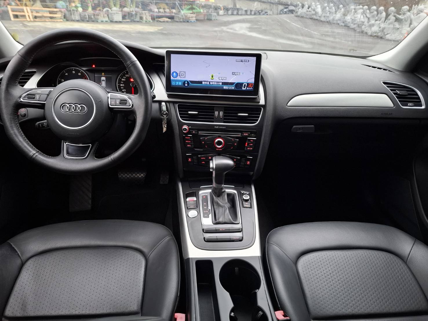 2013年奧迪A4 Avant 1.8 TFSI  手自排CVT8速 前輪驅動貸款專辦 強力過件洽:0912-423-585 宋小姐 😍LINE: goo5168  第3張相片