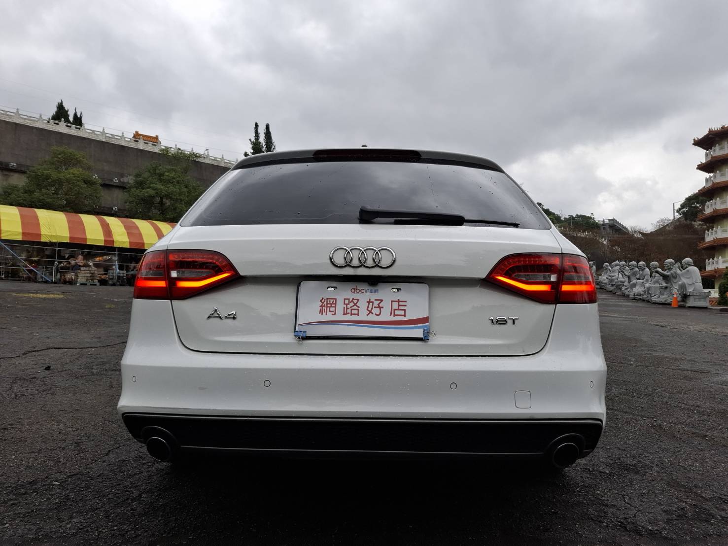 2013年奧迪A4 Avant 1.8 TFSI  手自排CVT8速 前輪驅動貸款專辦 強力過件洽:0912-423-585 宋小姐 😍LINE: goo5168  第16張相片