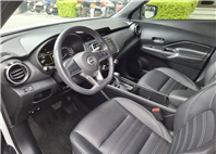 2023年 NISSAN KICKS 旗艦版 白色車身  黑色內裝  經典又時尚 歡迎預約賞車LINE：goo5168 洽詢電話：0912423585 宋小姐 貸款專辦 強力過件  第5張縮圖