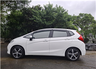 2021 HONDA FIT S 一部滿足日常 休閒工作需求的全能小鋼炮 歡迎預約賞車  LINE goo5168 洽: 0912423585宋小姐 貸款專辦 強力過件  第13張縮圖