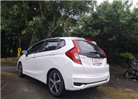 2021 HONDA FIT S 一部滿足日常 休閒工作需求的全能小鋼炮 歡迎預約賞車  LINE goo5168 洽: 0912423585宋小姐 貸款專辦 強力過件  第14張縮圖