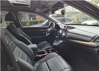 2018 HONDA CR-V  全景天窗 超大空間後座不壓迫 電動椅 恆溫空調 ACC 主動跟車 循跡防滑 ABS 電尾門  歡迎預約賞車LINE：goo5168 洽詢電話：0912423585 宋小姐 貸款專辦 強力過件   第7張縮圖