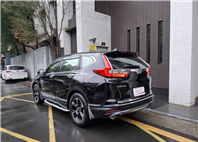 2018 HONDA CR-V  全景天窗 超大空間後座不壓迫 電動椅 恆溫空調 ACC 主動跟車 循跡防滑 ABS 電尾門  歡迎預約賞車LINE：goo5168 洽詢電話：0912423585 宋小姐 貸款專辦 強力過件   第13張縮圖