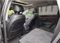 2018 HONDA CR-V  全景天窗 超大空間後座不壓迫 電動椅 恆溫空調 ACC 主動跟車 循跡防滑 ABS 電尾門  歡迎預約賞車LINE：goo5168 洽詢電話：0912423585 宋小姐 貸款專辦 強力過件   第16張縮圖