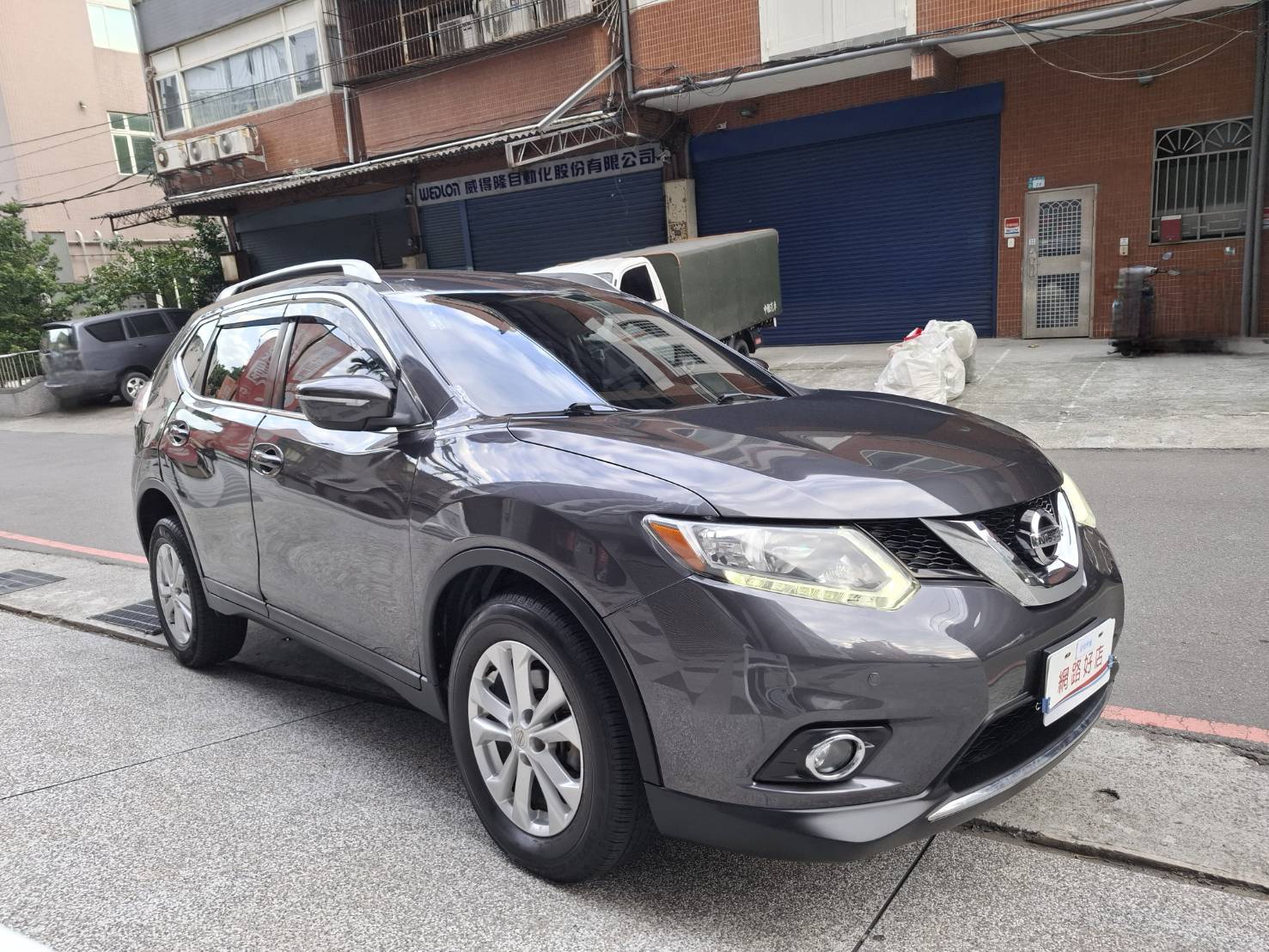 2017年 NISSAN X-TRAIL 大空間 高實用性 超值價格 出遊 通勤一台搞定 歡迎預約賞車 LINE：goo5168 洽詢電話：0912423585 宋小姐 貸款專辦 強力過件  第2張相片