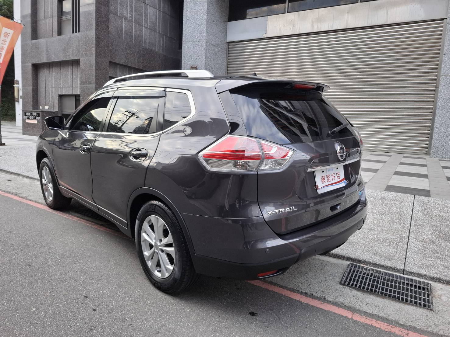 2017年 NISSAN X-TRAIL 大空間 高實用性 超值價格 出遊 通勤一台搞定 歡迎預約賞車 LINE：goo5168 洽詢電話：0912423585 宋小姐 貸款專辦 強力過件  第15張相片