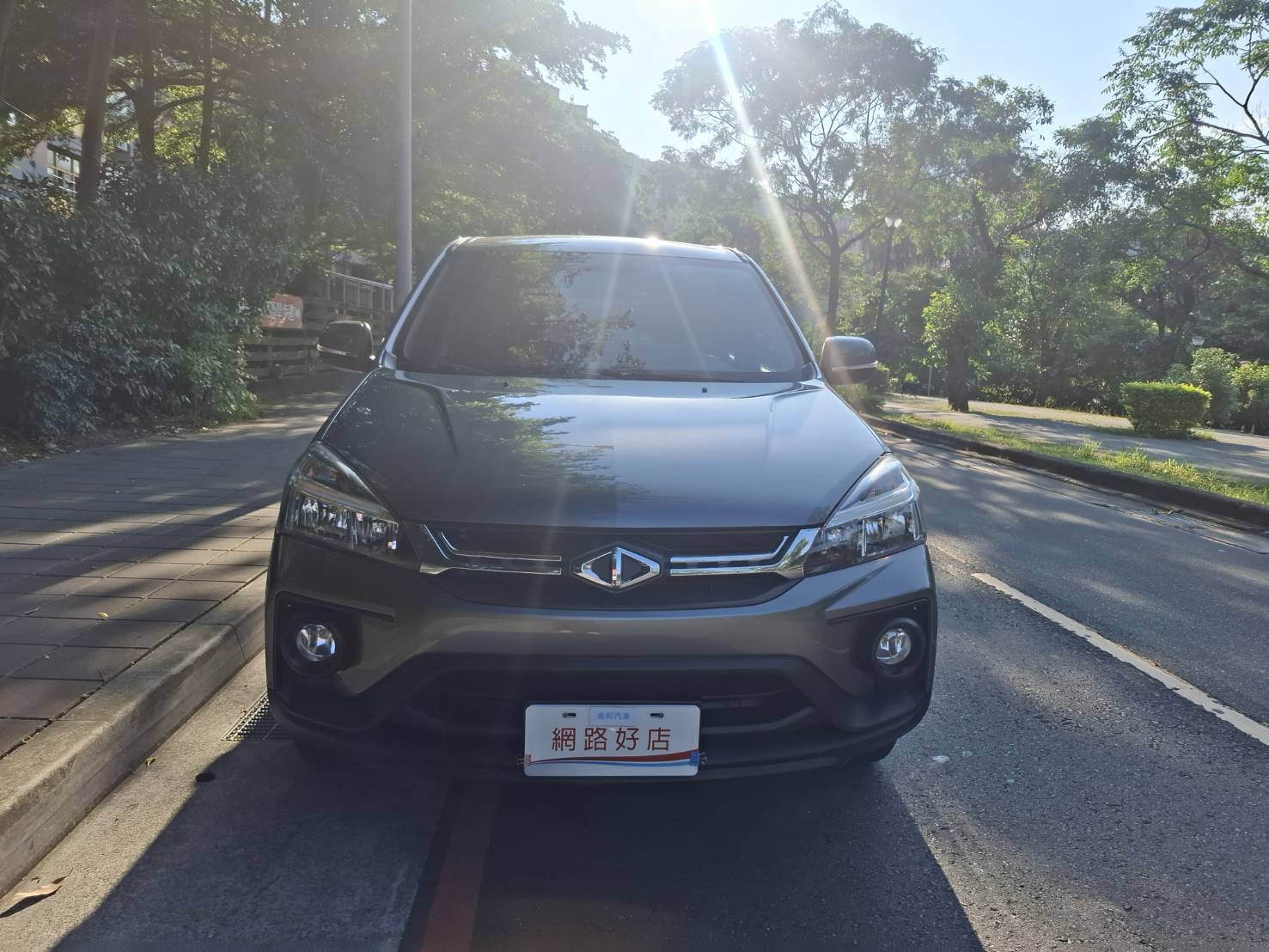 2023年 MITSUBISHI ZINGER 車況優 超大空間 家庭 工作都適合 超低里程 幾乎跟新車一樣 歡迎預約賞車LINE：goo5168 洽詢電話：0912423585 宋小姐 貸款專辦 強力過件  第14張相片