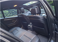  2010BMW 523i 豪華房車 2.5L直列六缸 運轉細膩 動力順暢  黑色內裝 豪華質感滿分 雙區恆溫空調 電動座椅 I-Drive多媒體系統 不用百萬就能圓夢 LINE goo5168 電話：0912 423 585宋小姐  第16張縮圖