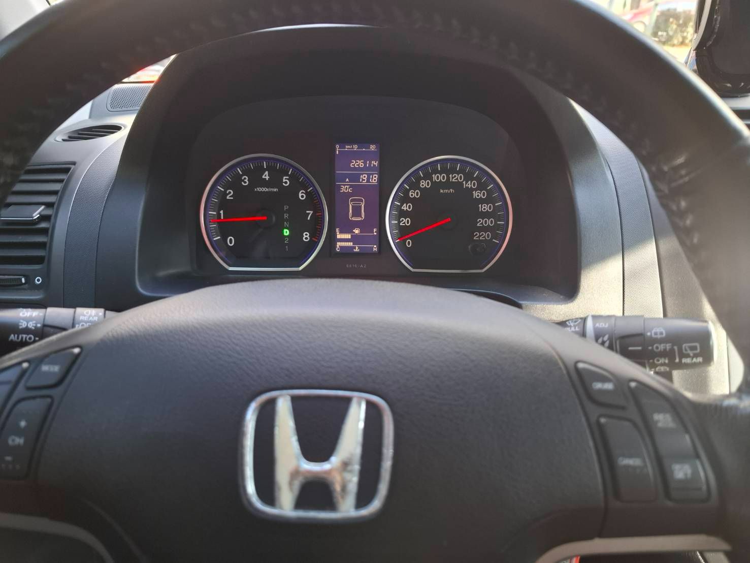 2010年 HONDA CR-V VTi 2.4 女用一手車 實跑22.6萬 車況優 經典CR-V實用又超值 LINE：goo5168 洽詢電話：0912423585 宋小姐 貸款專辦，強力過件！  第4張相片