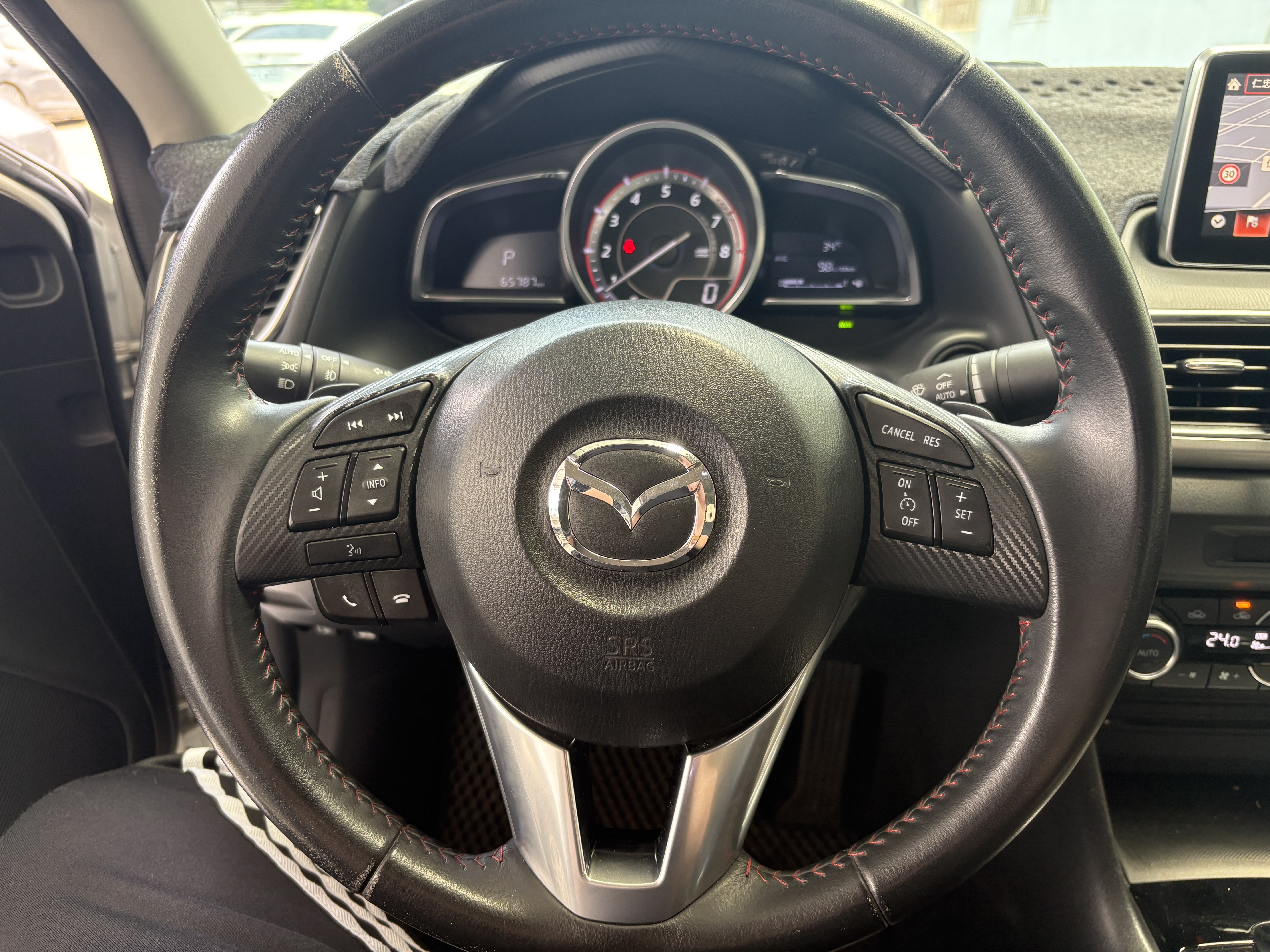 2015 Mazda 3 頂級版  第7張相片