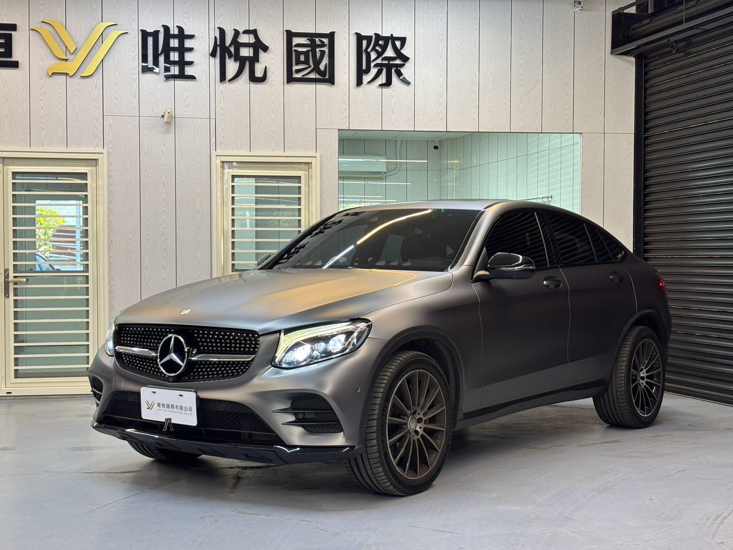 2016 GLC250 2.0L 里程11萬 售價95.8萬  第1張相片