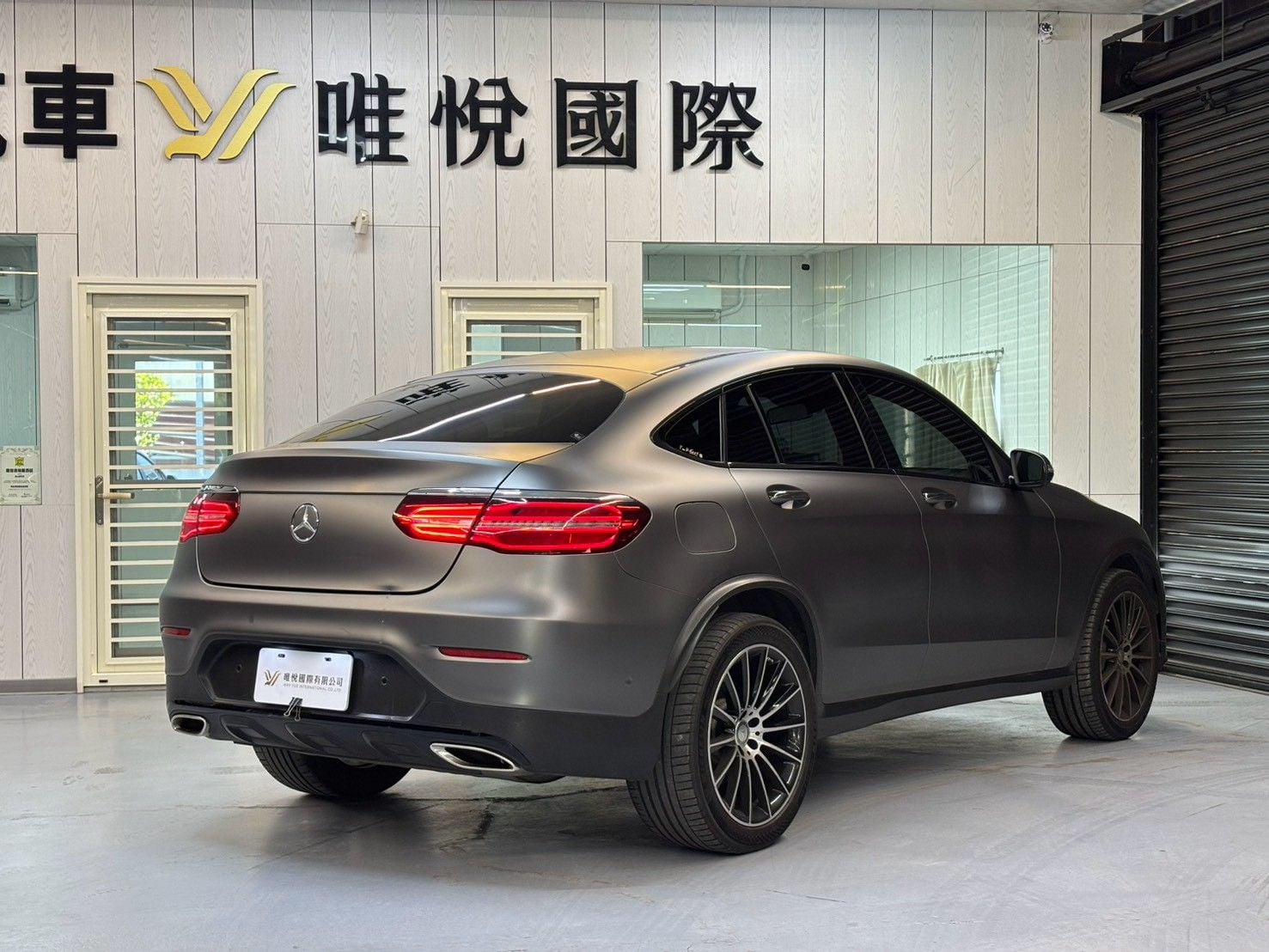 2016 GLC250 2.0L 里程11萬 售價95.8萬  第3張相片