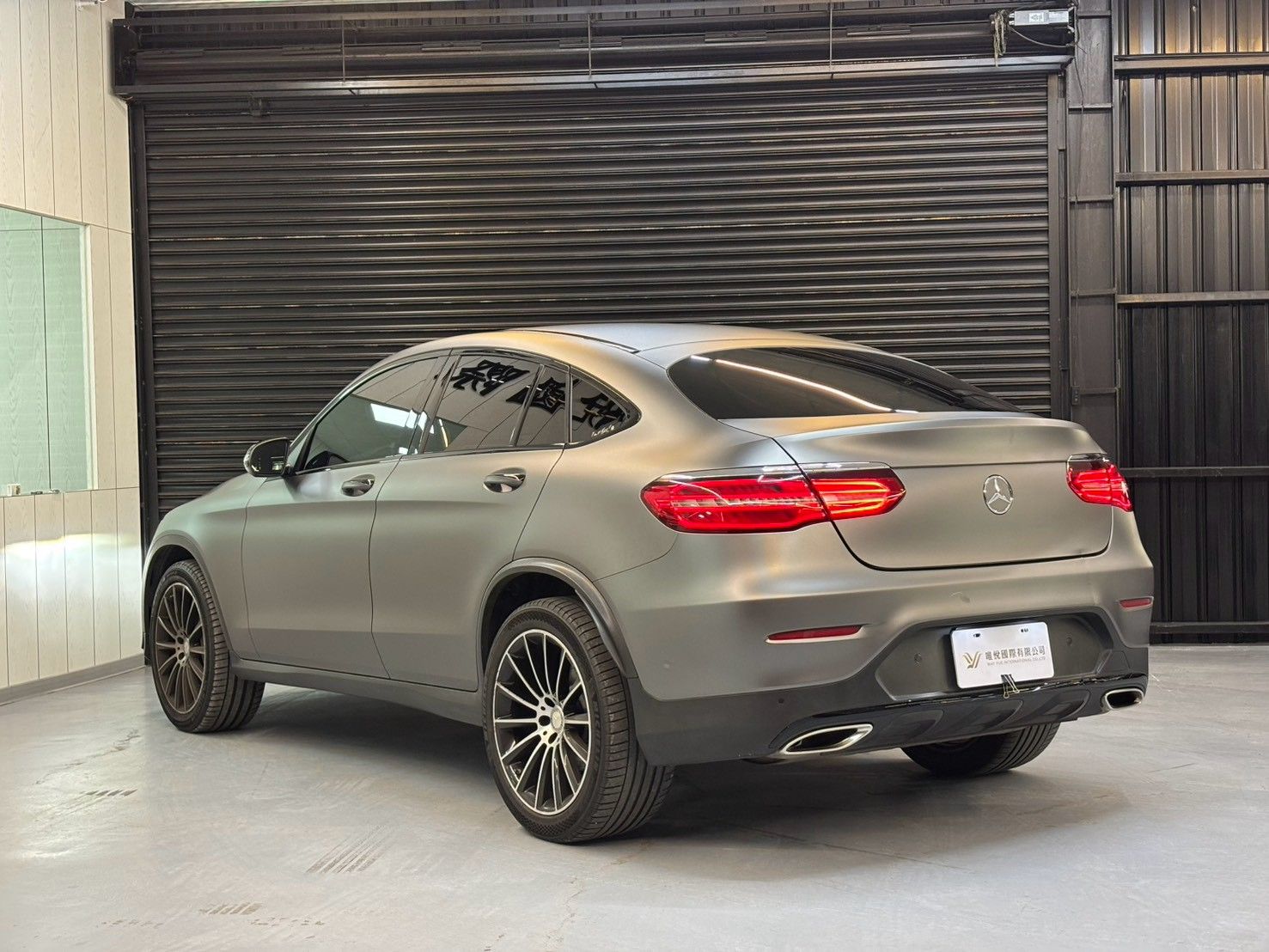 2016 GLC250 2.0L 里程11萬 售價95.8萬  第4張相片