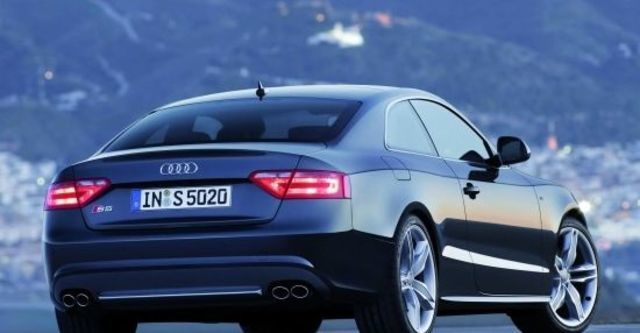 2010 Audi A5 Coupe S5  第3張相片