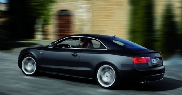 2010 Audi A5 Coupe S5  第5張相片
