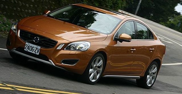 2013 Volvo S60 D4 豪華版  第2張相片