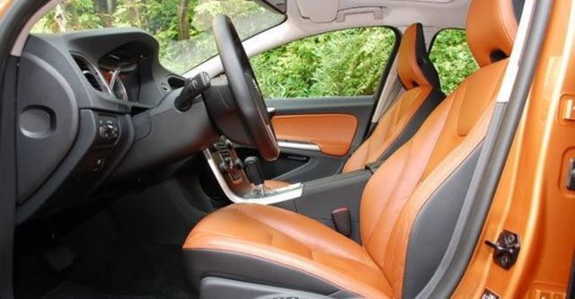 2013 Volvo S60 T5 R-Design  第5張相片