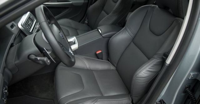 2016 Volvo S60 T6 R-Design  第9張相片