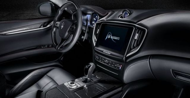2018 Maserati Ghibli S Q4  GranSport  第8張相片
