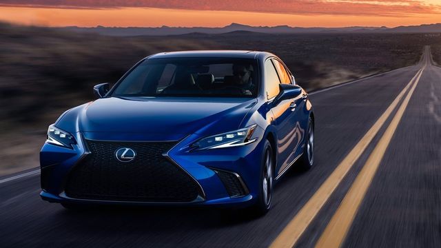 2022 Lexus ES 250 F Sport  第2張相片
