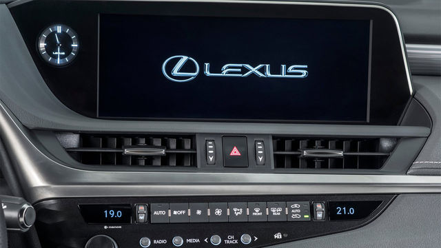 2019 Lexus ES 250旗艦版  第7張相片
