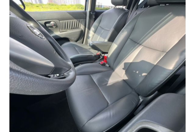 Nissan LIVINA  第7張相片