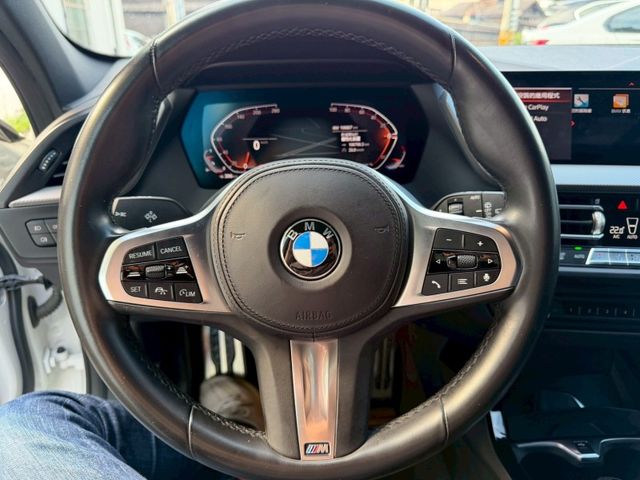 BMW/ 寶馬 118i 運動版  第7張相片