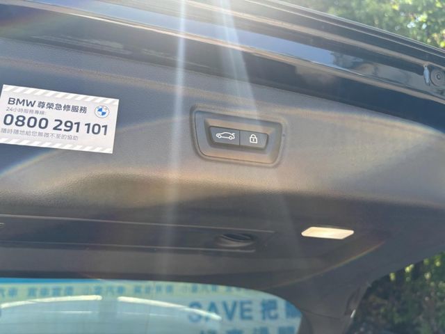 BMW/ 寶馬 320i  第19張相片