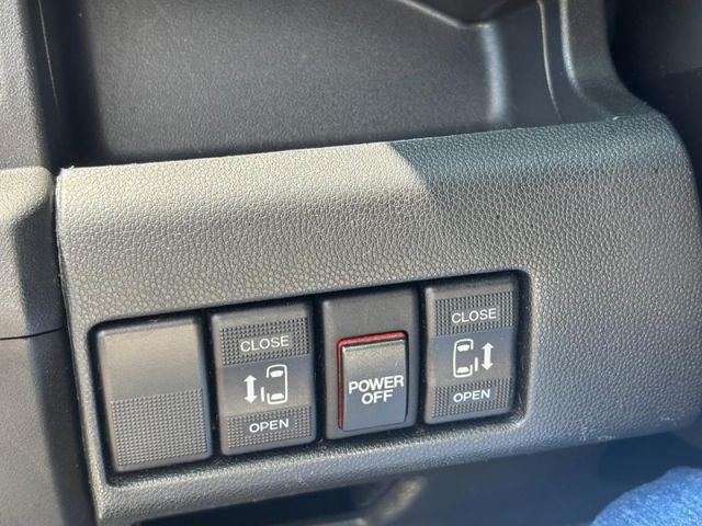 Mazda Mazda5  第13張相片