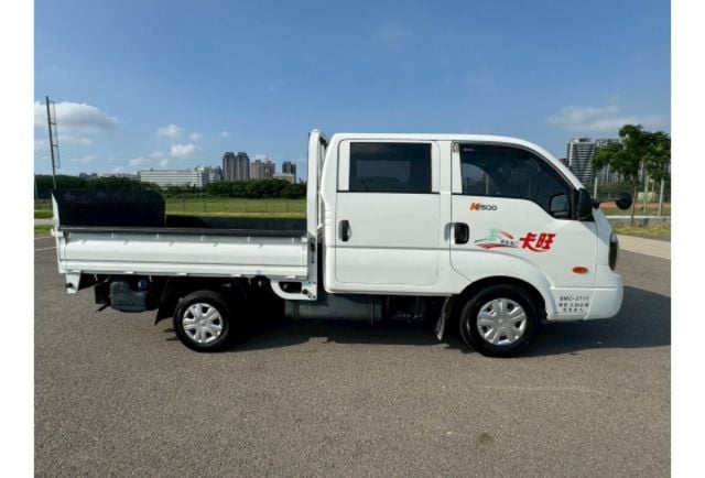 Kia KAON  第3張相片