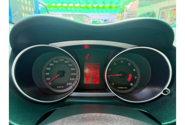 Mitsubishi OUTLANDER  第6張相片