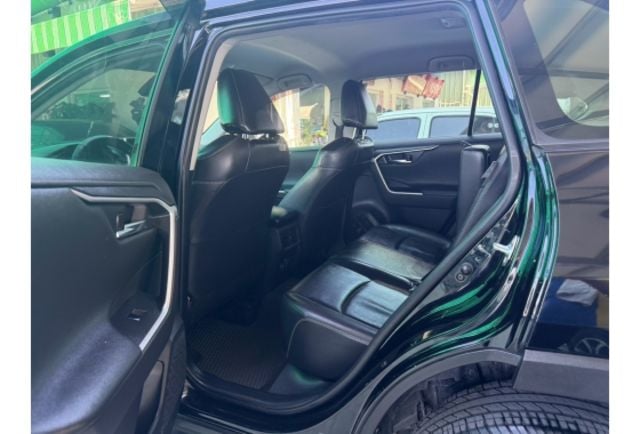 Toyota RAV4  第6張相片