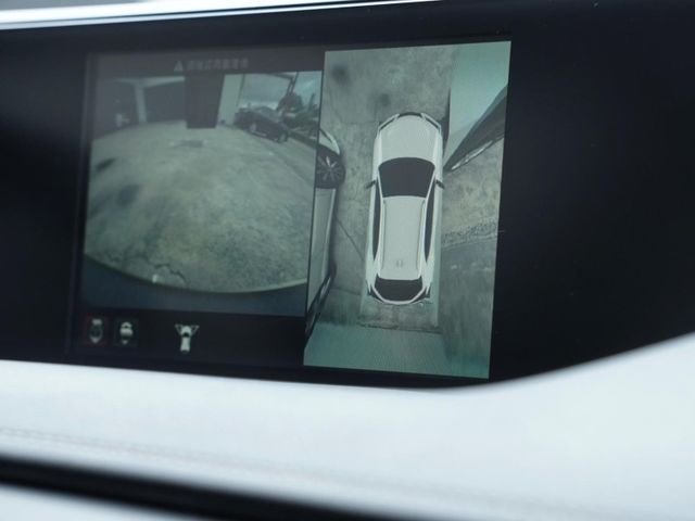 Lexus UX  第12張相片