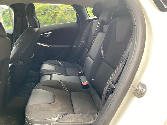 VOLVO富豪 V40  第10張相片