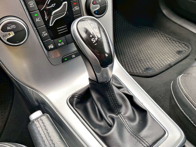 VOLVO富豪 V40  第17張相片