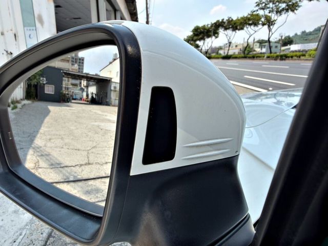 VOLKSWAGEN福斯 TIGUAN  第18張相片