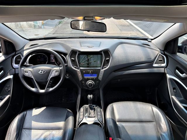 HYUNDAI現代 SANTA FE  第10張相片
