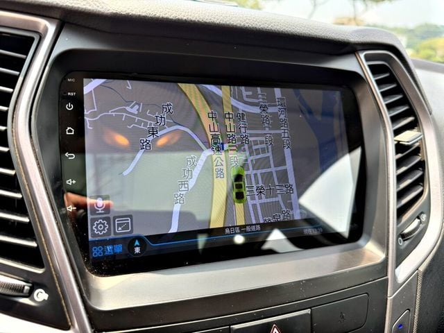 HYUNDAI現代 SANTA FE  第14張相片