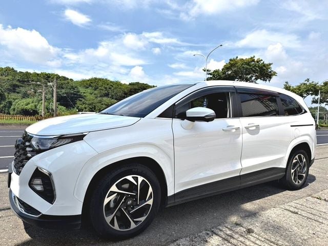 HYUNDAI現代 CUSTIN  第1張相片