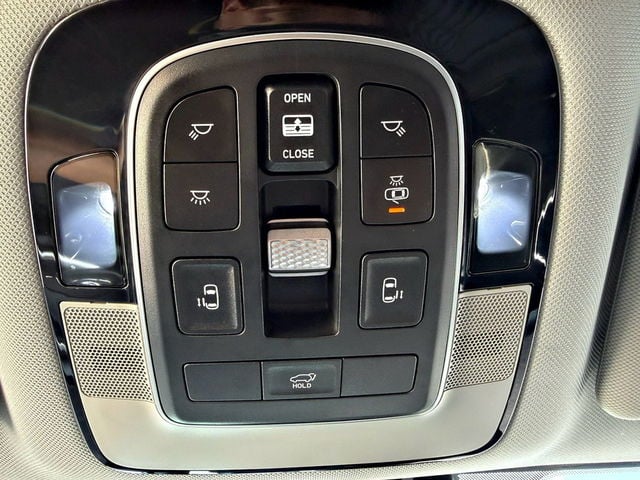 HYUNDAI現代 CUSTIN  第16張相片