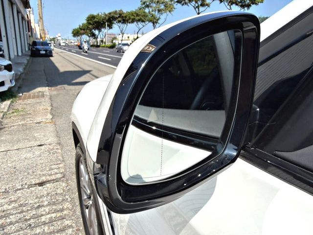 BMW寶馬 X3  第20張相片