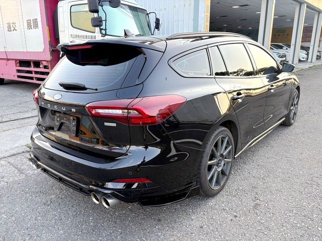 FORD福特 FOCUS WAGON  第2張相片