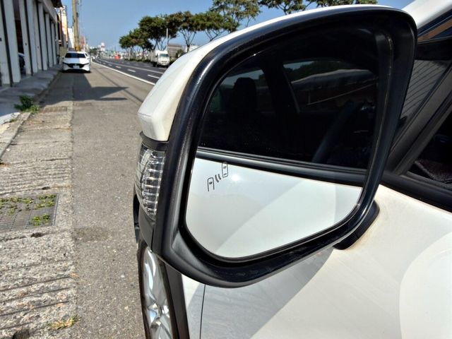 TOYOTA豐田 COROLLA CROSS HYBRID  第14張相片