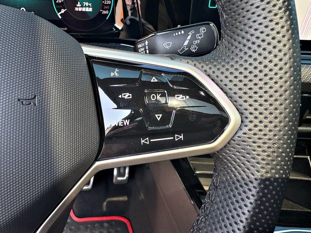 VOLKSWAGEN福斯 GOLF  第6張相片