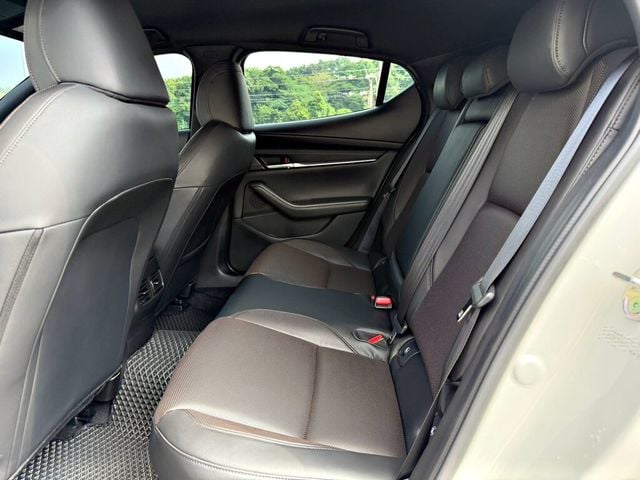 MAZDA馬自達 MAZDA 3  第10張相片