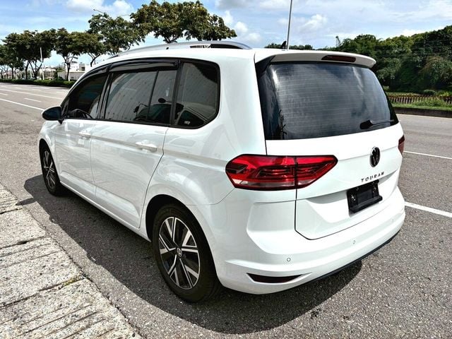 VOLKSWAGEN福斯 TOURAN  第2張相片