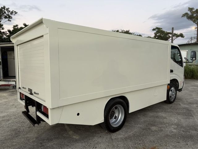 Hino 300  第9張相片