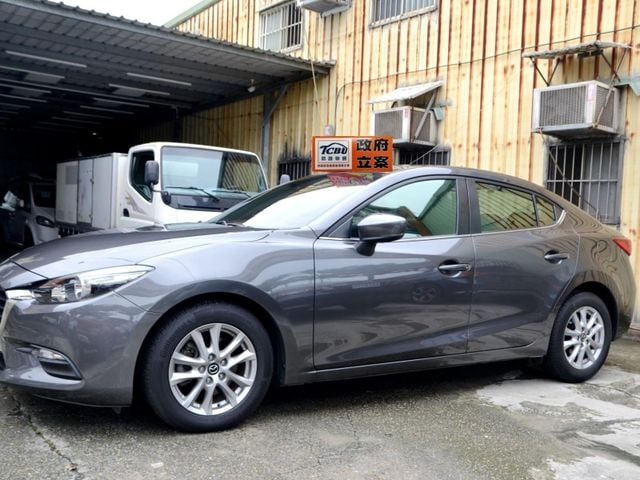 Mazda Mazda3  第4張相片
